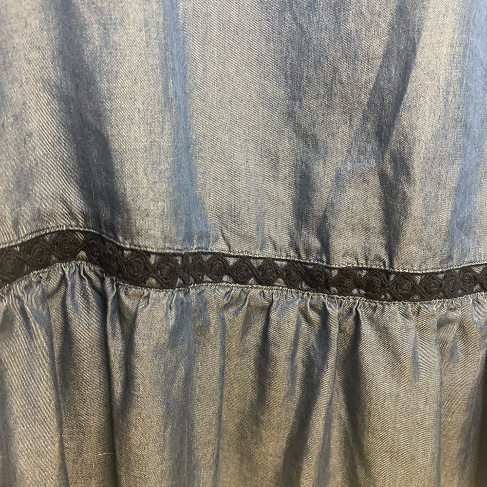 Crown & Ivy Dress size Medium - Picture 5 of 5